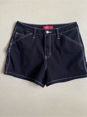 Black Dickies shorts